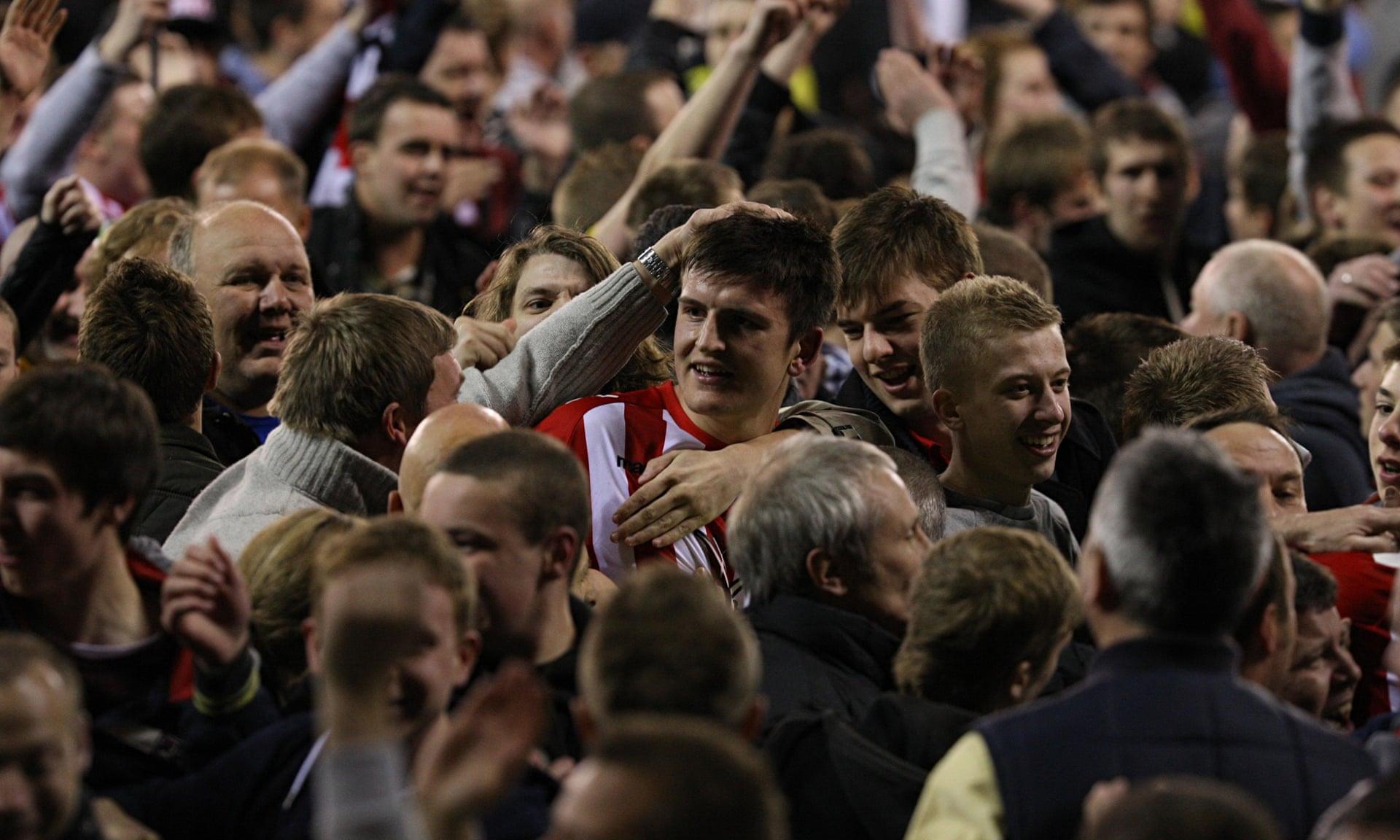 队终止合同 队终止合同