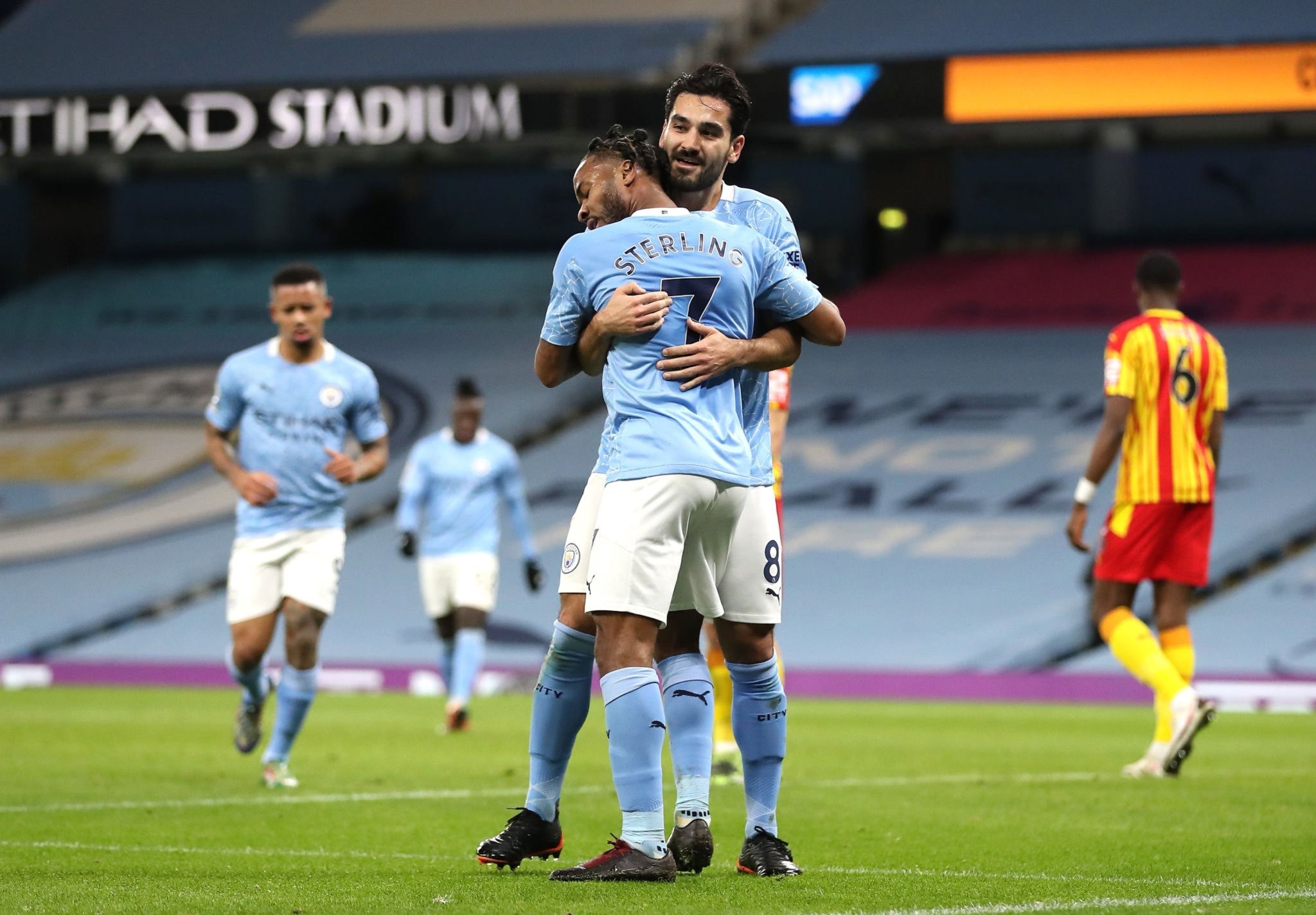 支年轻球队 支年轻球队