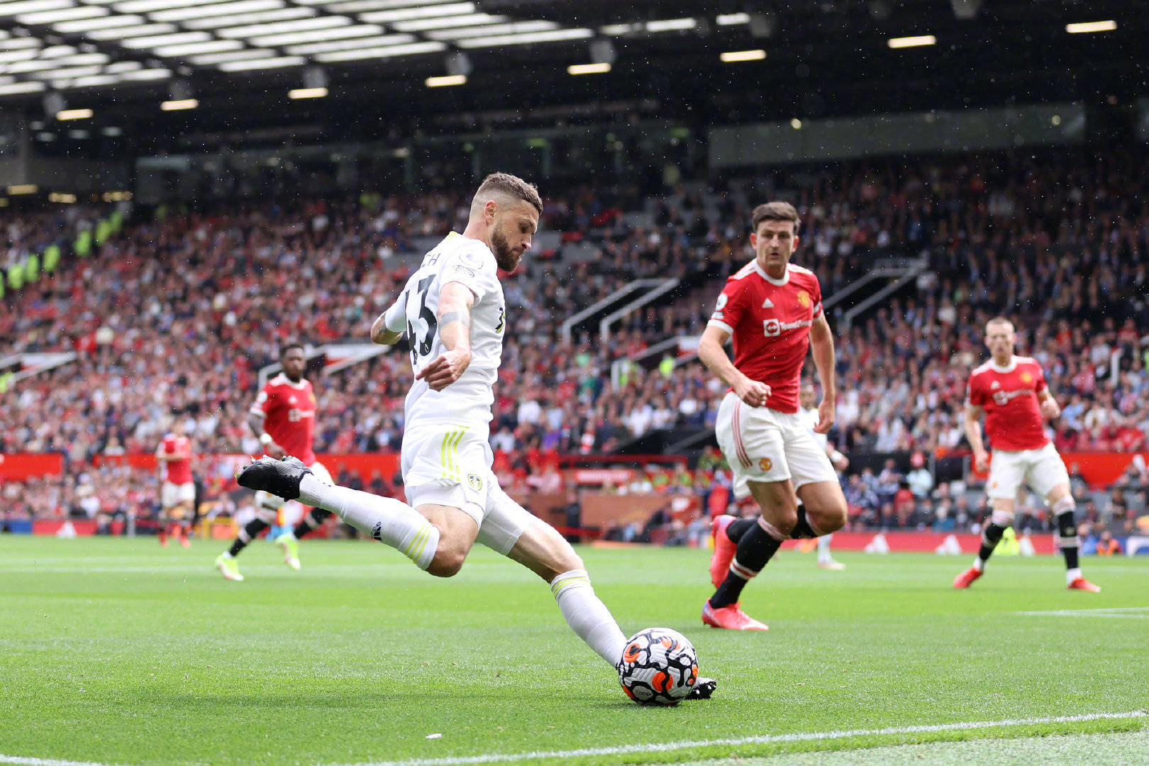 场上占据了 场上占据了